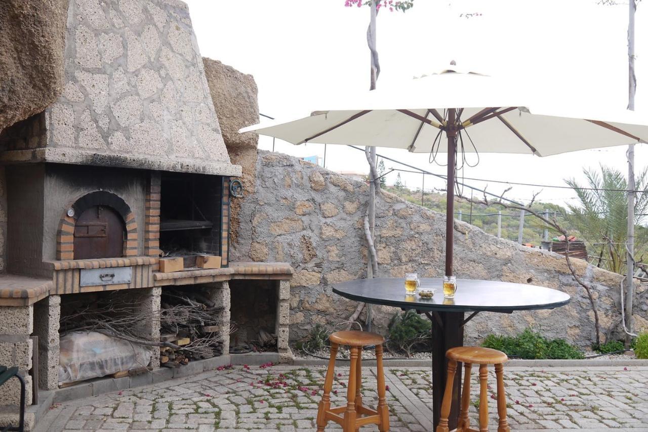Eco Holidays Cave House Justine Granadilla De Abona Bagian luar foto