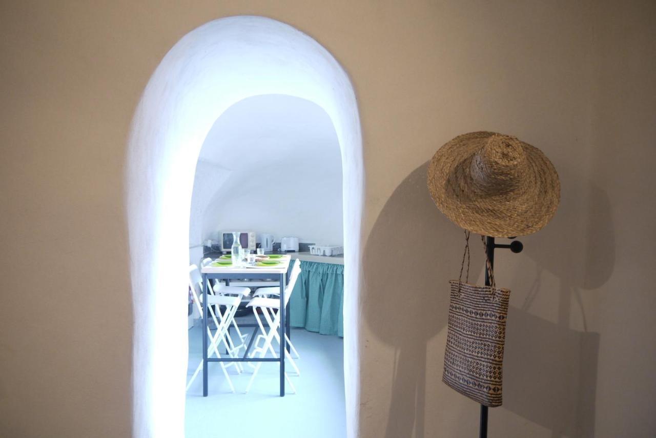 Eco Holidays Cave House Justine Granadilla De Abona Bagian luar foto